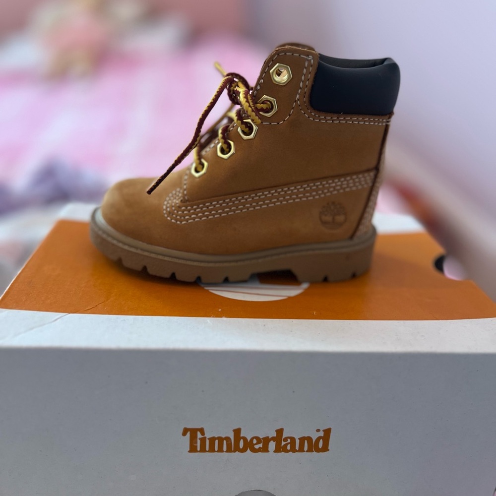 Timberland Tan and Black Boots Rugged Nubuck Leather